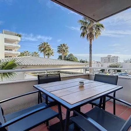Sunny In With A Warm Terrace *