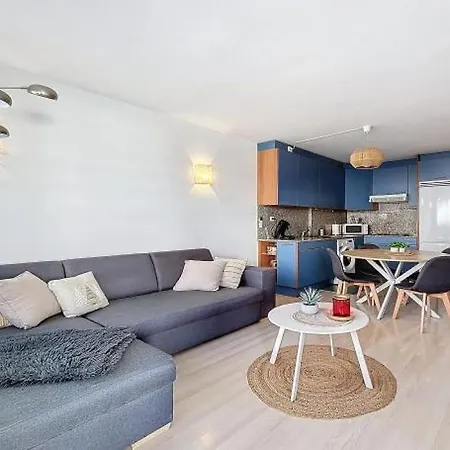 Apartment Sunny In With A Warm Terrace