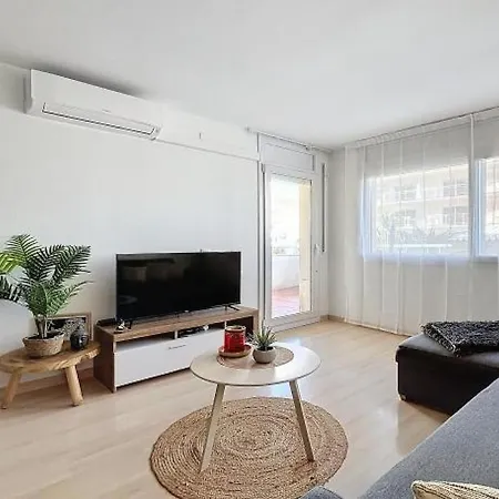 Διαμέρισμα Sunny In With A Warm Terrace Ρόζες